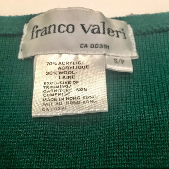 Vintage Vest in Dark Green with 8 Embroidered Red/Gold Crests & 4 Golden Buttons - Picture 3 of 3